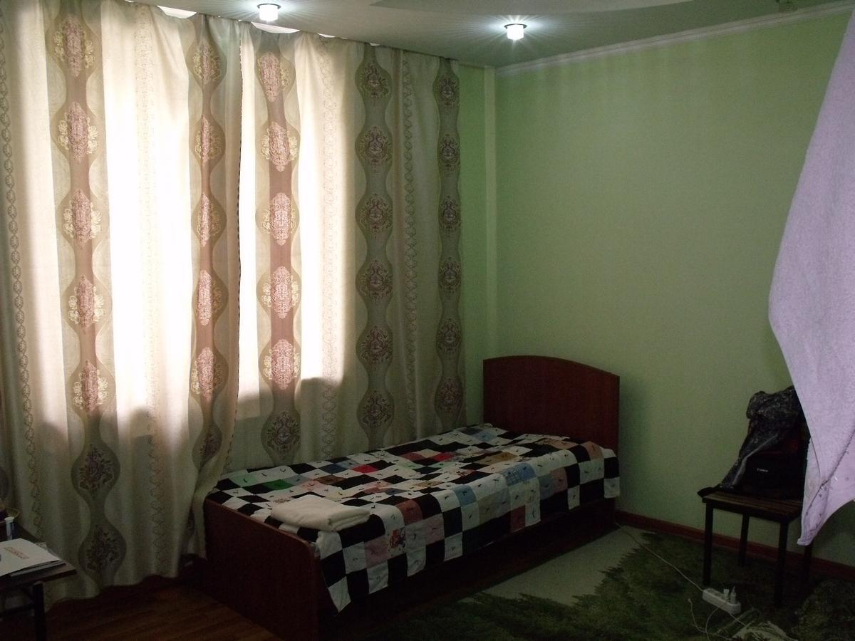 Hostel Visit Osh Bagian luar foto