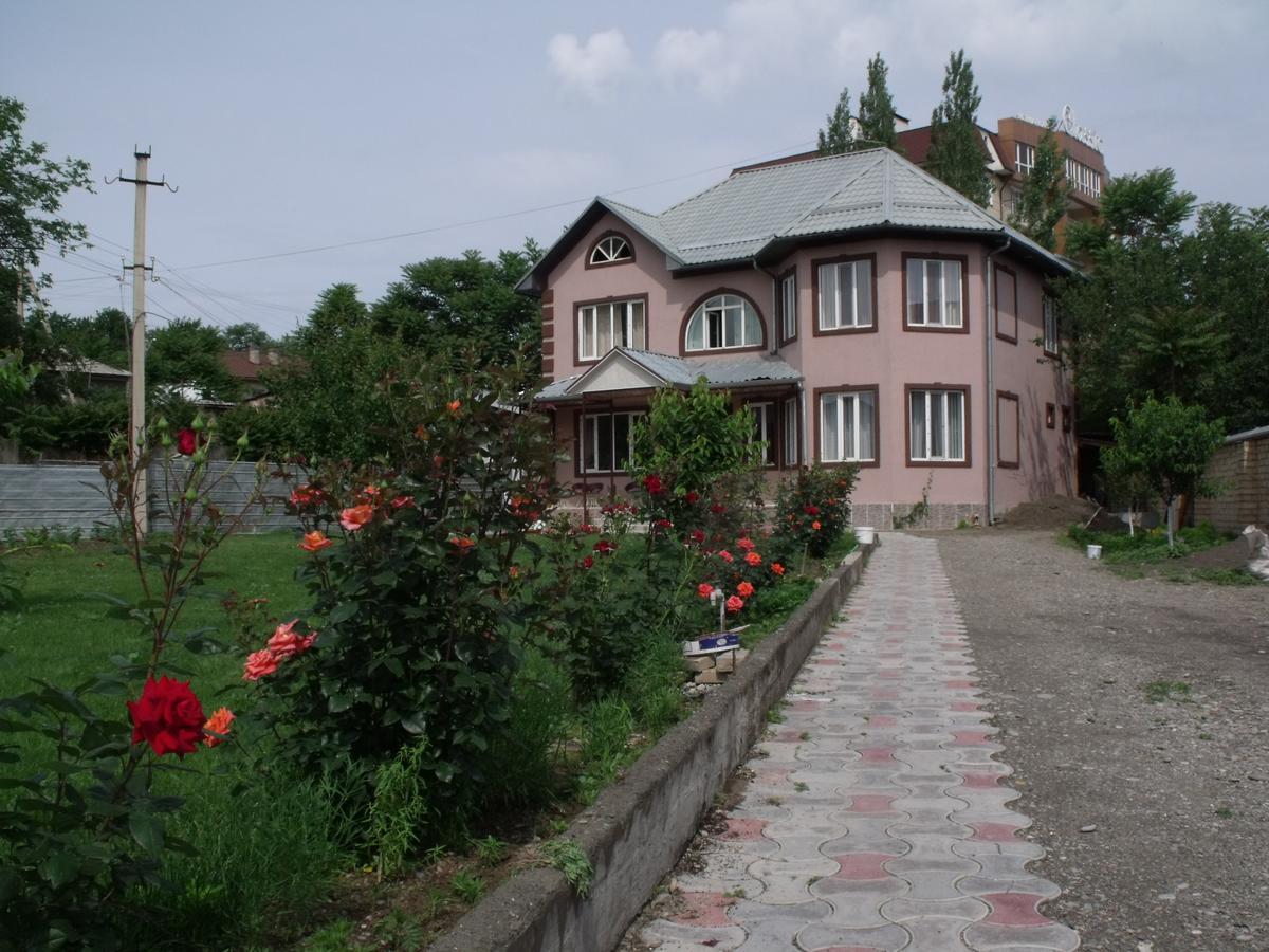 Hostel Visit Osh Bagian luar foto