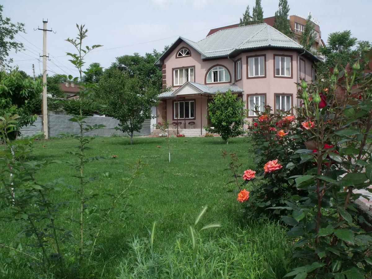 Hostel Visit Osh Bagian luar foto